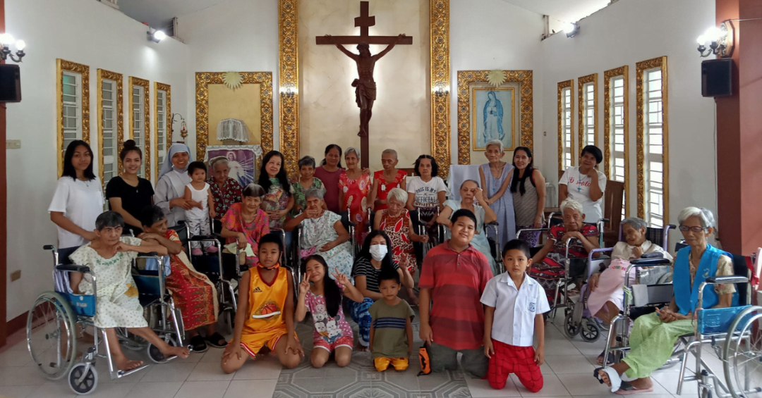 Mga bata at Matatanda sa Nazareth Bahay Pagibig