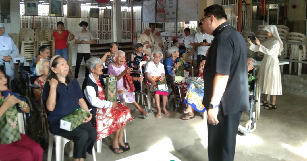 Pasko kasama ni Most Rev. Mylo Hubert Vergara D.D.